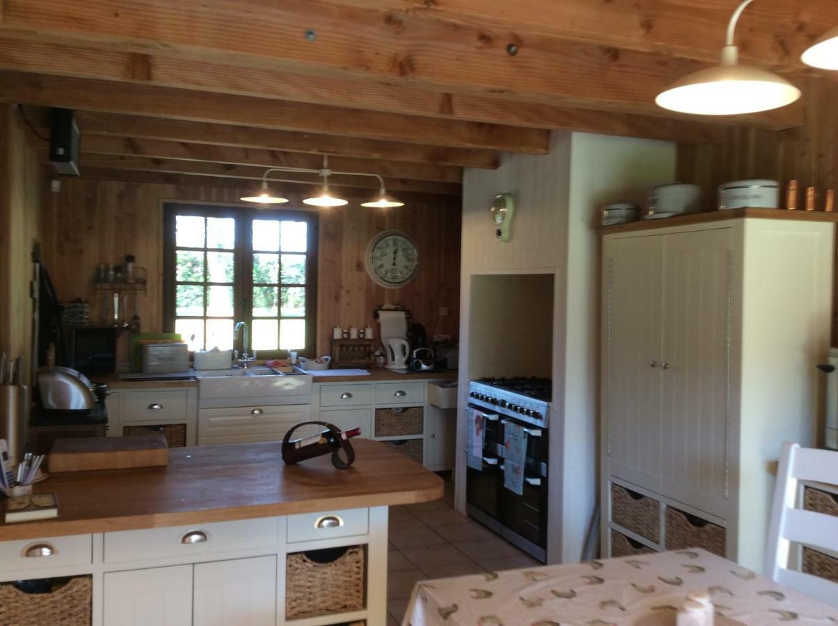 Spruce Lake Sauviat-sur-Vige Экстерьер фото