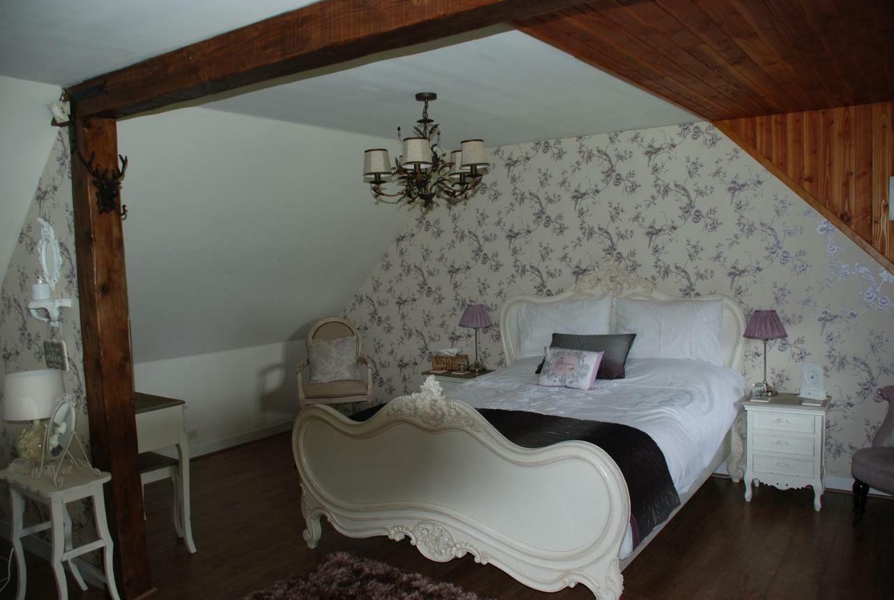 Spruce Lake Sauviat-sur-Vige Экстерьер фото